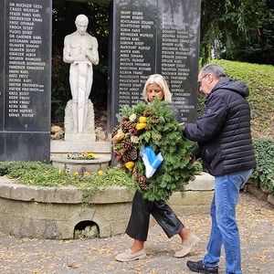 Kranzniederlegung Gemeindevertretung