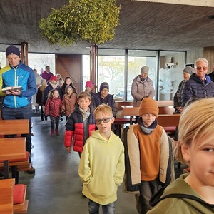 Einzug Erstkommunionkinder